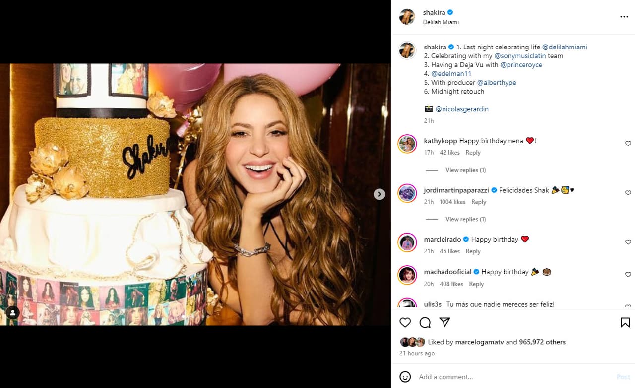 Shakira presumió su pastel de cumpleaños.