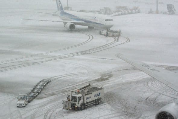 Hasta el jueves en la mañana 7 mil vuelos han sido cancelados. El sitio especializado flightaware.com reportó que más de 4,100 vuelos fueron cancelados para este jueves.