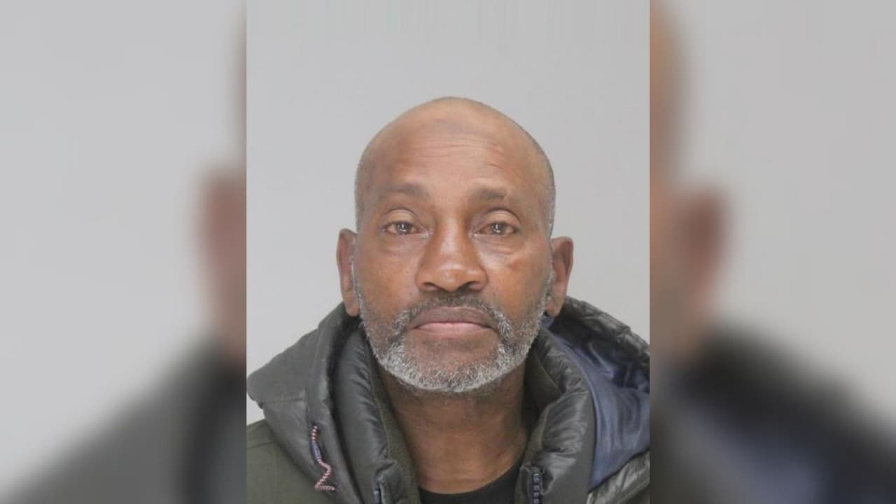  Un sospechoso confiesa haber matado y guardado el cuerpo de su víctima bajo llave por más de dos semanas