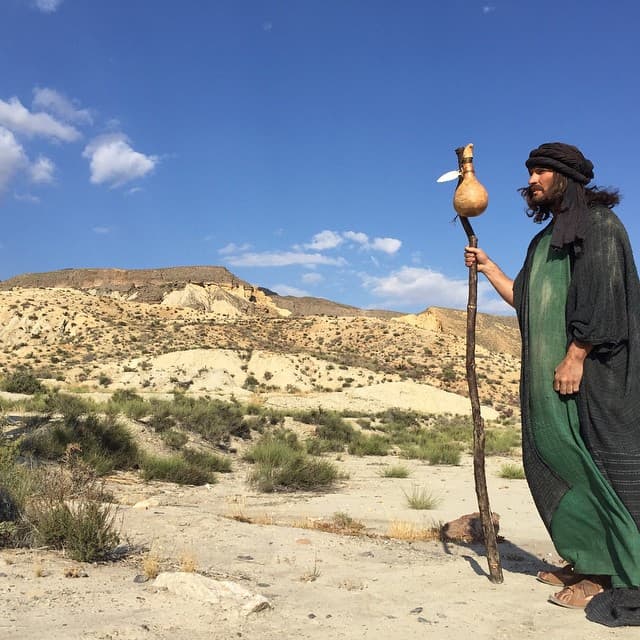 ¿Qué les parece la imagen de Julián Gil como el apóstol Santiago?