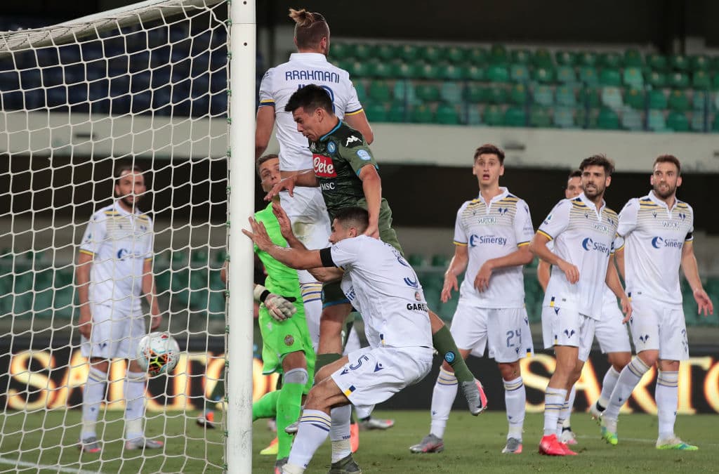 Aprovechó la oportunidad y cerró la victoria del Napoli sobre el Hellas Verona.