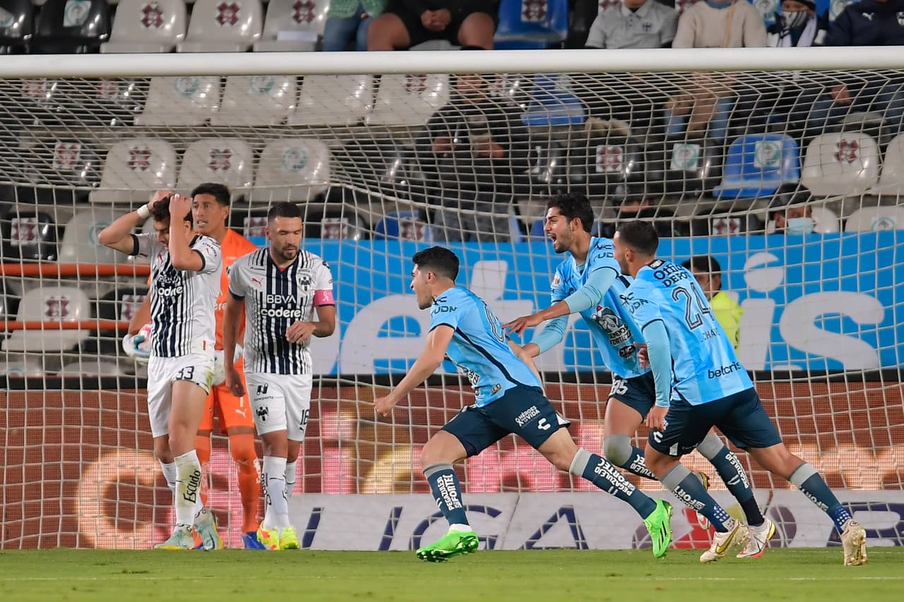 Hubo feria de goles en el partido de ida de la semifinal del torneo Apertura 2022 celebrado en el estadio Hidalgo, donde los Tuzos de Pachuca recibieron a Rayados de Monterrey.