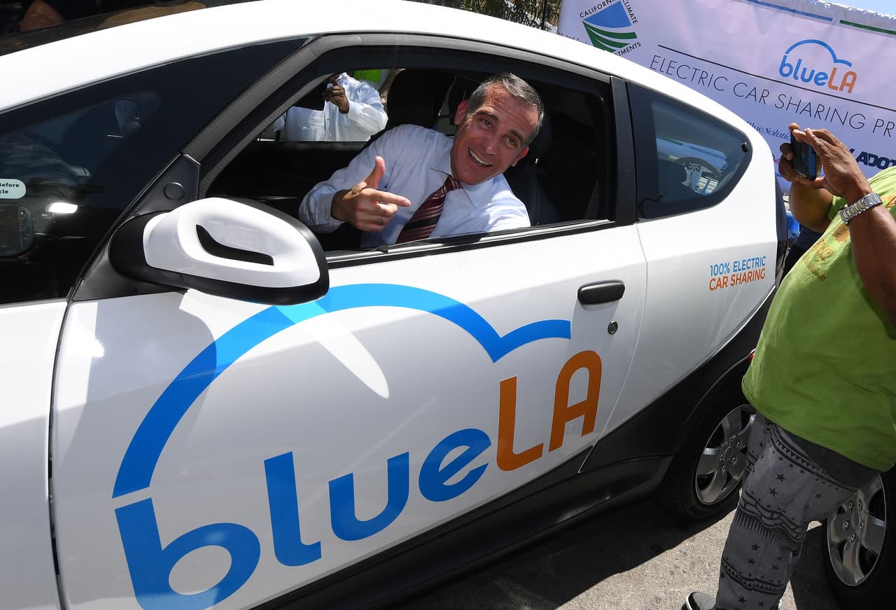 Los vehículos eléctricos cada vez son más limpios