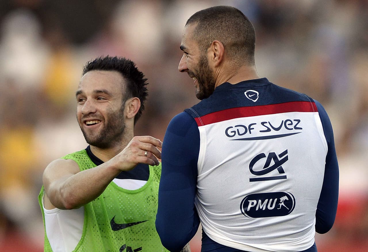 Mathieu Valbuena no descarta jugar la Eurocopa junto con Benzema