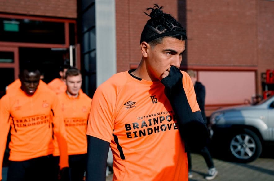 Suspenden partido del PSV por un positivo de COVID-19 en equipo rival 