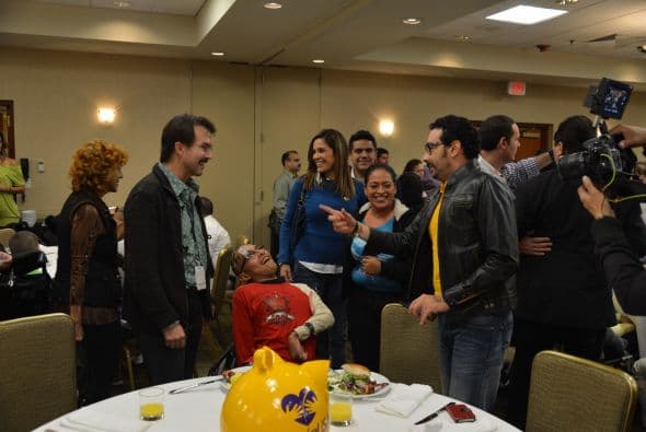 Fernando Landeros, Presidente  y Director General de Teleton USA, por supuesto se hizo presente.