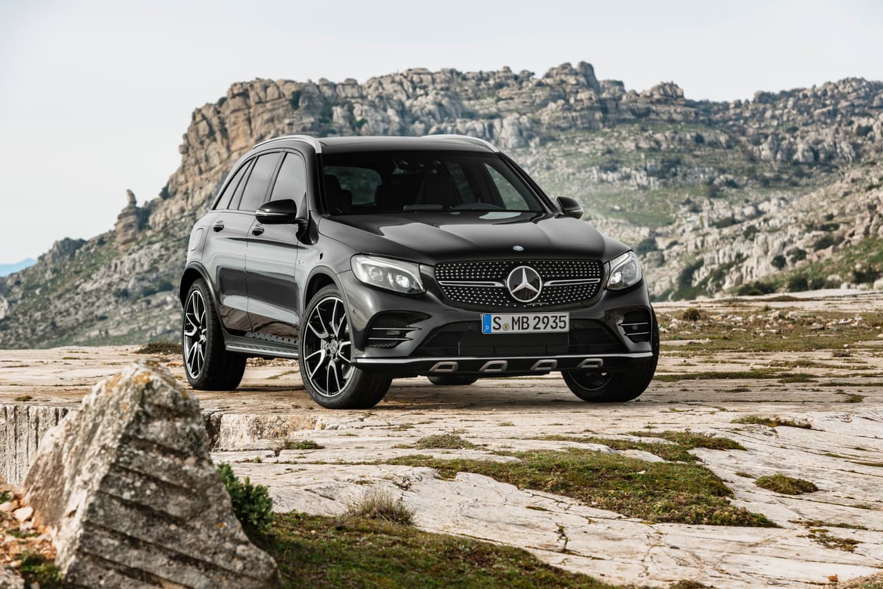 Mercedes-AMG GLC43 2017, la primera crossover compacta de alto poder de Mercedes-Benz