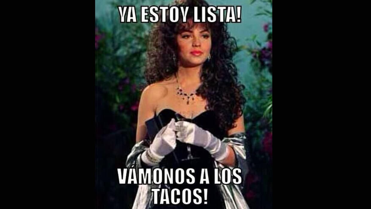 Thalía siempre impactaba con su "outfit" en las telenovelas.