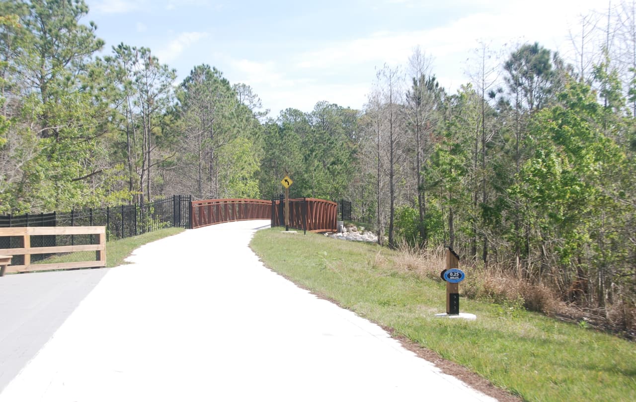 <b>Parque Regional Shingle Creek</b>
<br>Localizado en Kissemmee este parque es un oasis dentro de la mancha urbana y es considerado la parte más al norte de los Everglades.
<br>925 S Bass Rd, Kissimmee, FL
<br>Horario: 8:00 AM a 7:00 PM