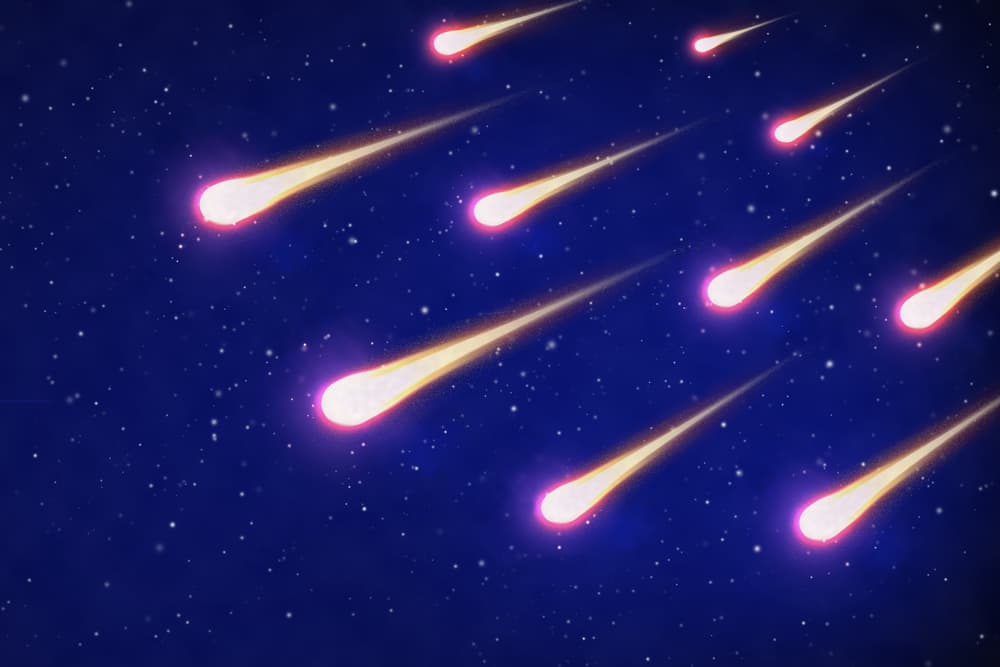 Es una lluvia de meteoros de actividad alta también conocidas en los países de tradición católica con el nombre de lágrimas de San Lorenzo porque el 10 de agosto es el día que celebran ese santo y lo vinculan a su martirologio.
<br>
<br>Por Profesor Zellagro