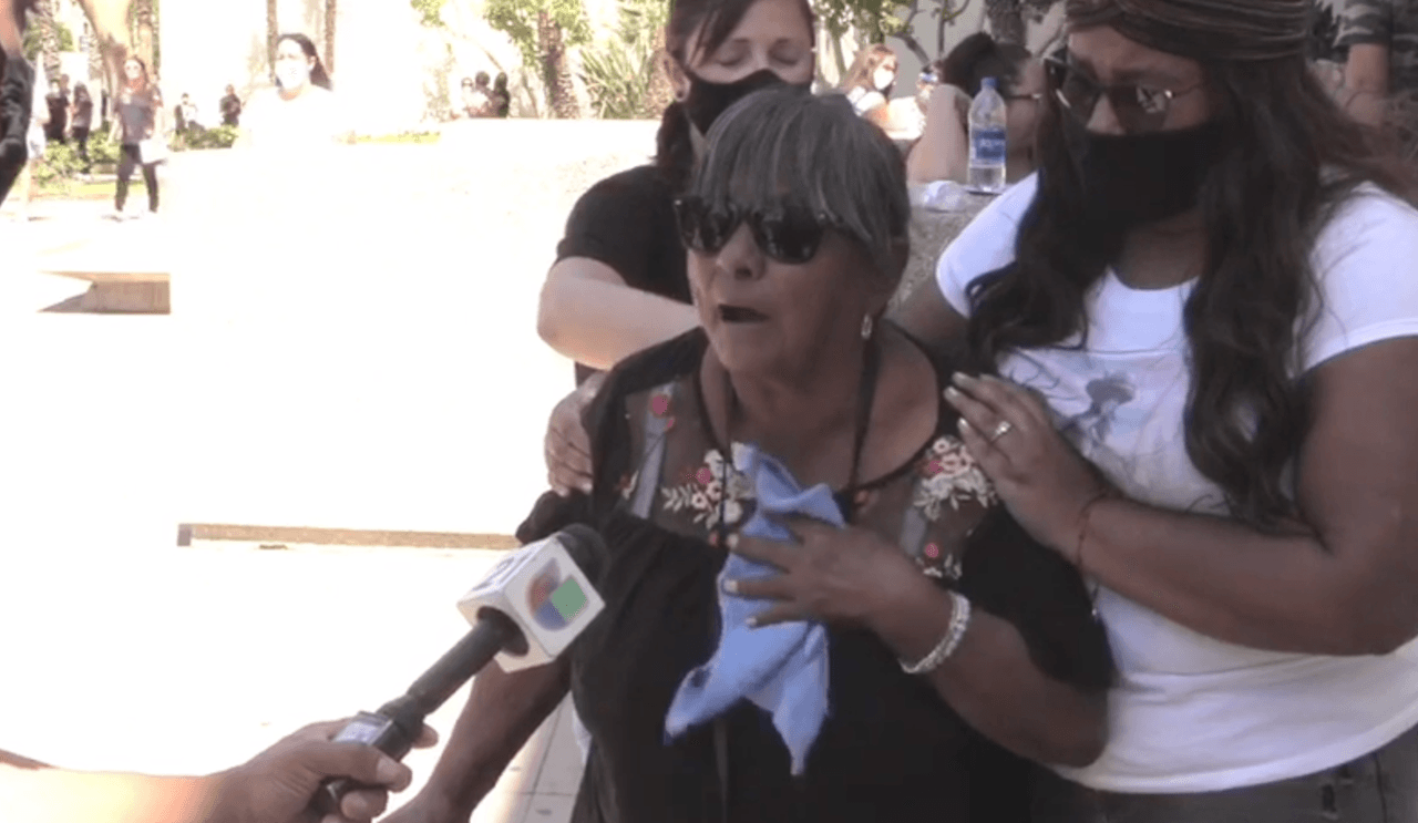 <b><a href="https://www.univision.com/local/fresno-kftv/sospechoso-de-la-muerte-y-violacion-de-patricia-latorre-se-declara-no-culpable-video">"Que lo maten, que lo maten:" </a></b>dijo Raquel Veloz, abuela de la niña cuando el sospechoso compareció en corte. Por su parte, la Fiscal Cintia Zimmer afirmó que podría arriesgar pena de muerte de ser hallado culpable. La próxima audiencia está fijada para el 30 de julio.