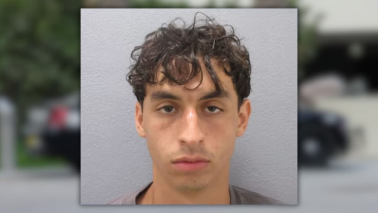 Arrestan a hombre de Miami-Dade en los cayos de Florida por agresión con arma blanca