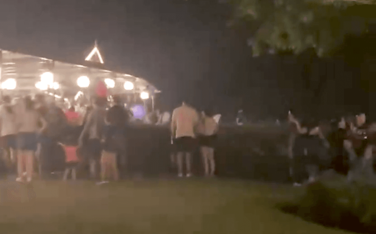 Pánico en Disney por temor a un tiroteo tras una pelea