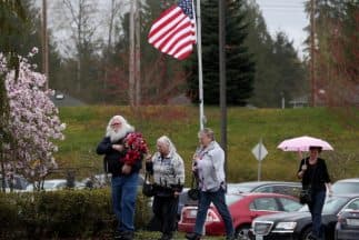 Barack Obama visitará la zona del alud que se cobró al menos 35 vidas
