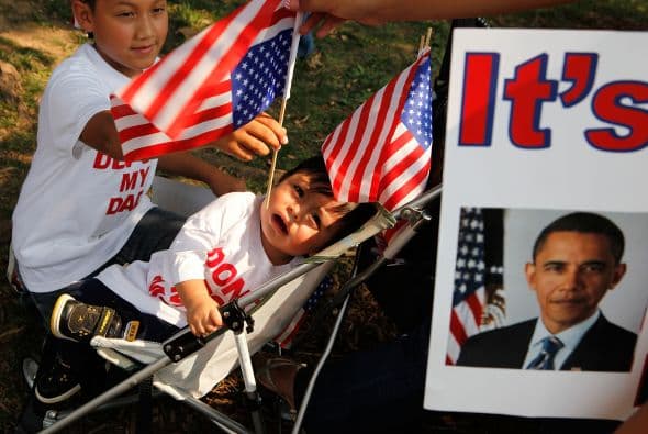 Cuatro de cinco niños de padres indocumentados nacieron en Estados Unidos y sonn ciudadanos norteamericanos, según un estudio del Pew Hispanic Center, una organización que analiza el efecto de los hispanos en la sociedad norteamericana.