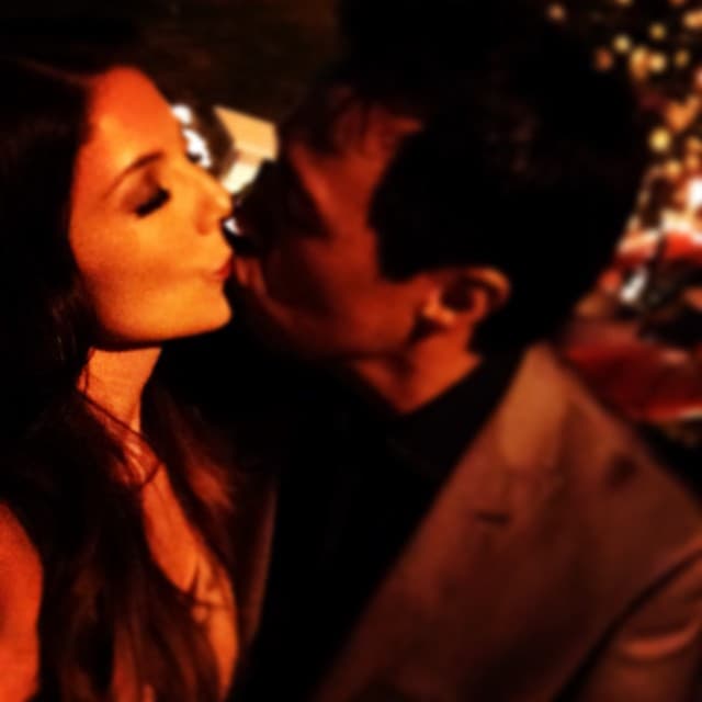 Tal es su buena mancuerna que este par de tortolitos logran acoplarse para no descuidar a ninguno de sus hijos mientras uno de ellos trabaja.