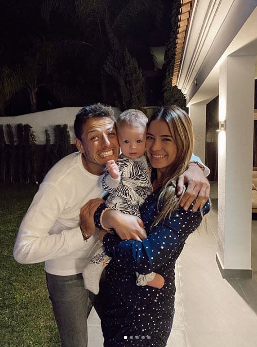 La modelo y el futbolista 
<b>olvidaron que hoy es el 'April Fool's Day'</b>, así que Sara Kohan tuvo que aclarar la veracidad de sus palabras.