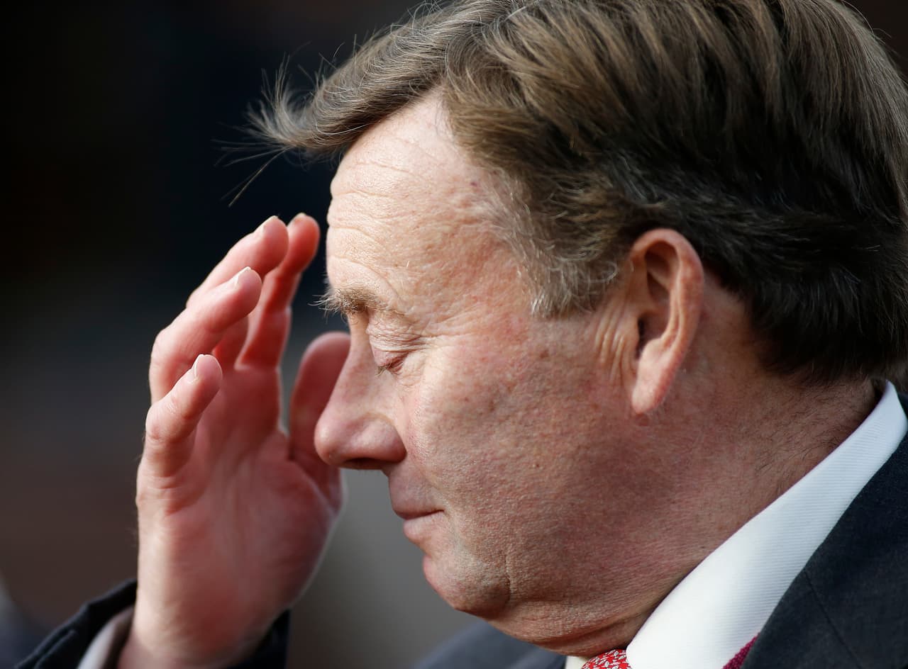 El incidente quedará marcado en la carrera de Henderson, que es uno de los entrenadores más reconocidos en Cheltenham