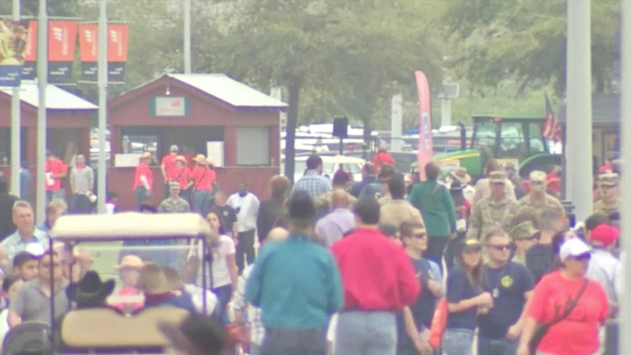 Al año siguiente, se unieron 80 personas y luego el número se disparó a 800 participantes.