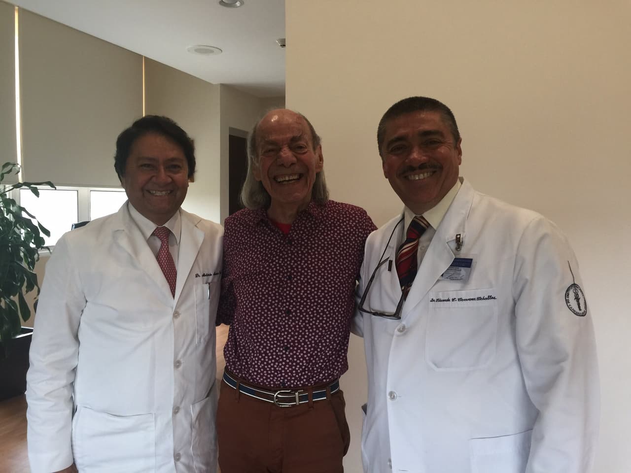 Fue apenas hace pocos días cuando se supo que al 
<b>‘Loco’ Valdés</b> tuvieron que entubarlo para drenarle los pulmones.