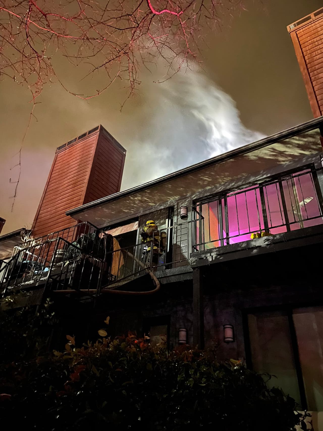 Las 15 personas desplazadas consuguieron refugio con amigos o familia, y además la Cruz Roja asistió a quienes no tenían en donde pasar la noche.