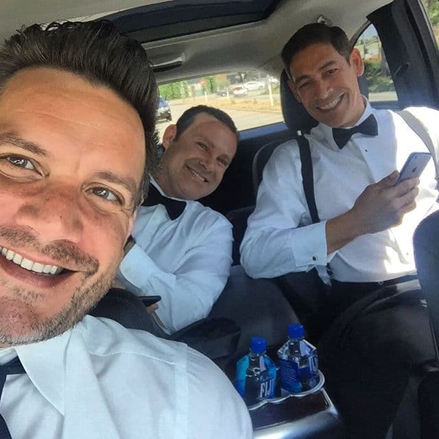 Guapos y listos para una gala. (Mayo 1, 2016)