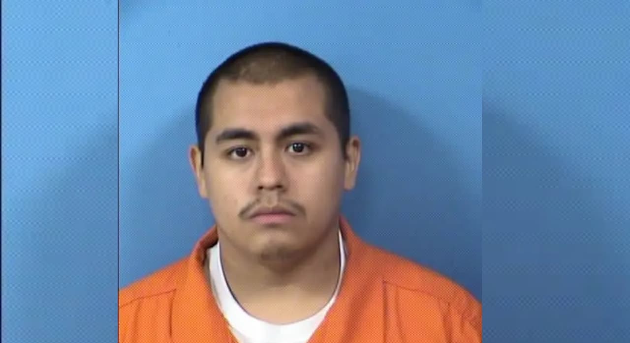 Acusan a joven de 22 años de disparar 18 veces en restaurante y herir a mujer en la cabeza 