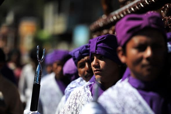 Este es el listado de las estaciones del Via Crucis: