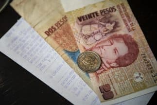 Devaluación obliga a Argentina a modificar sus políticas económicas