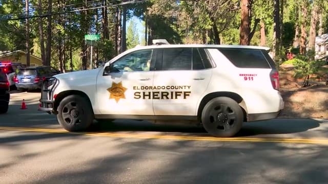 PG&E confirmó el incidente y expresó: "Estamos al tanto de un incidente en Camino esta mañana que dejó herido a un compañero contratista de PG&E".