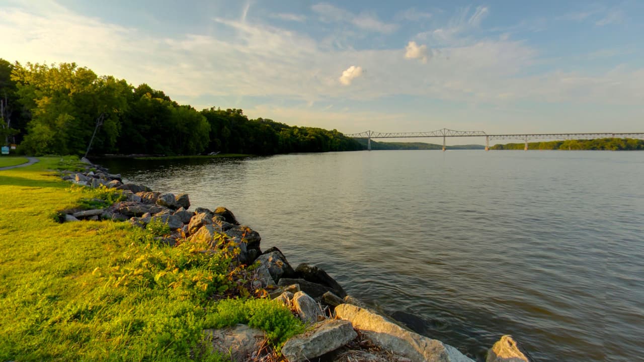 9. Catskill es un pueblo ubicado en el condado Greene en el estado de Nueva York. Ahí se encuentra un atractivo paisaje natural que visitan aquellos que desean escapar de la vida urbana para respirar el aire fresco de la montaña. En 2020 comenzarán un proceso de expansión con más restaurantes y lugares de alojamiento.