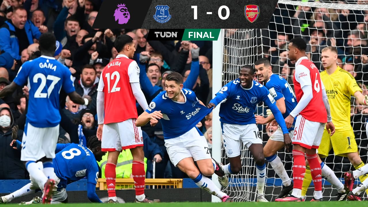 Arsenal pierde ante el Everton y deja puntos en su lucha con el City por el título