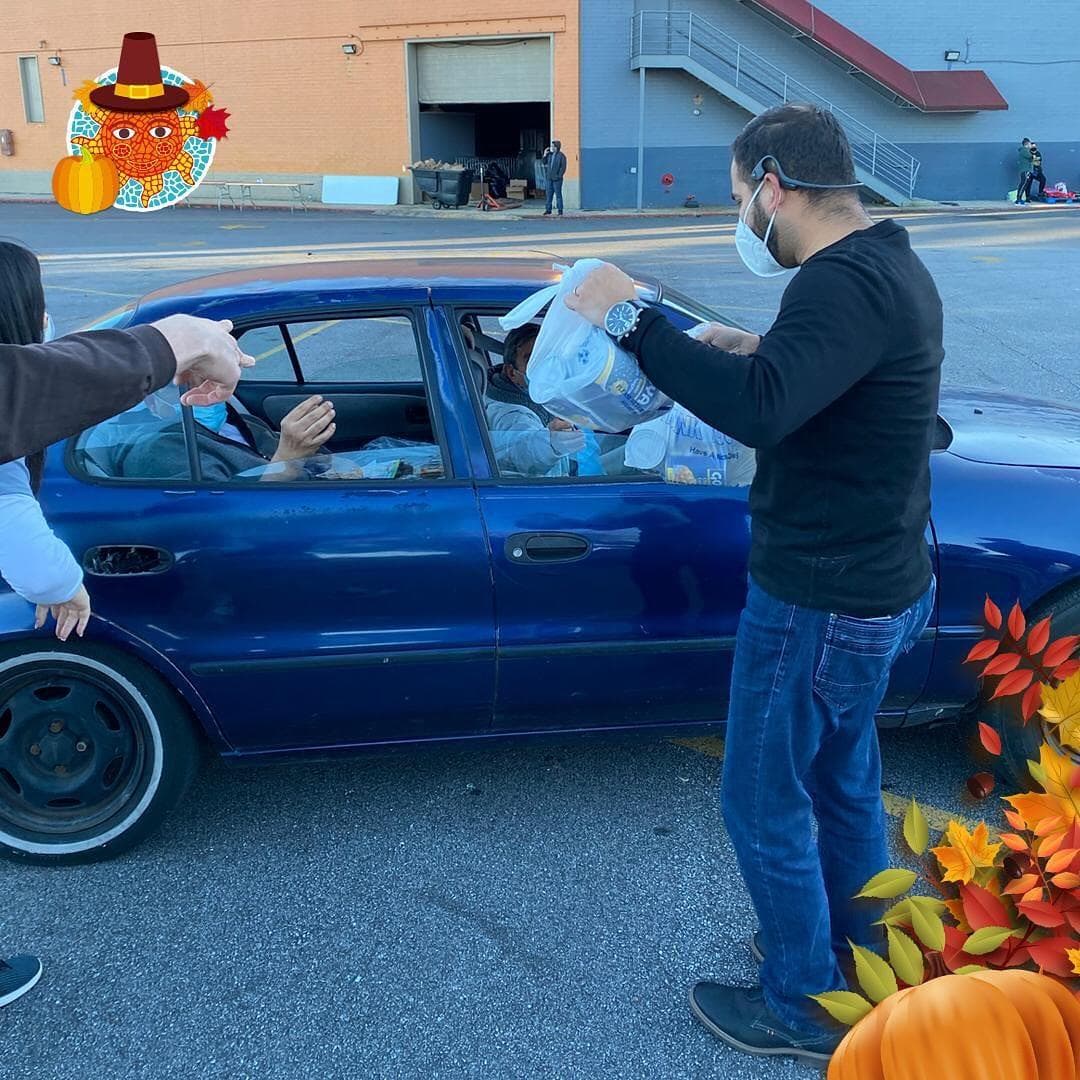 <b><a href="https://www.facebook.com/events/plaza-fiesta/celebraci%C3%B3n-del-d%C3%ADa-de-acci%C3%B3n-de-gracias-y-del-d%C3%ADa-de-la-virgen-de-santa-cecilia/246437203719531/" target="_blank">Celebración del Día de Acción de Gracias ‘Food Drive’ y del Día de la Virgen de Santa Cecilia (Atlanta / 15 de noviembre)</a></b>: Se regalarán pavos y otras sorpresas a los invitados. Habrá música, diversión y premios, según los organizadores de Plaza Fiesta.