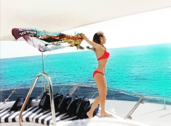 Thalía siempre se ha caracterizado por tener una figura envidiable y verse siempre hermosa.