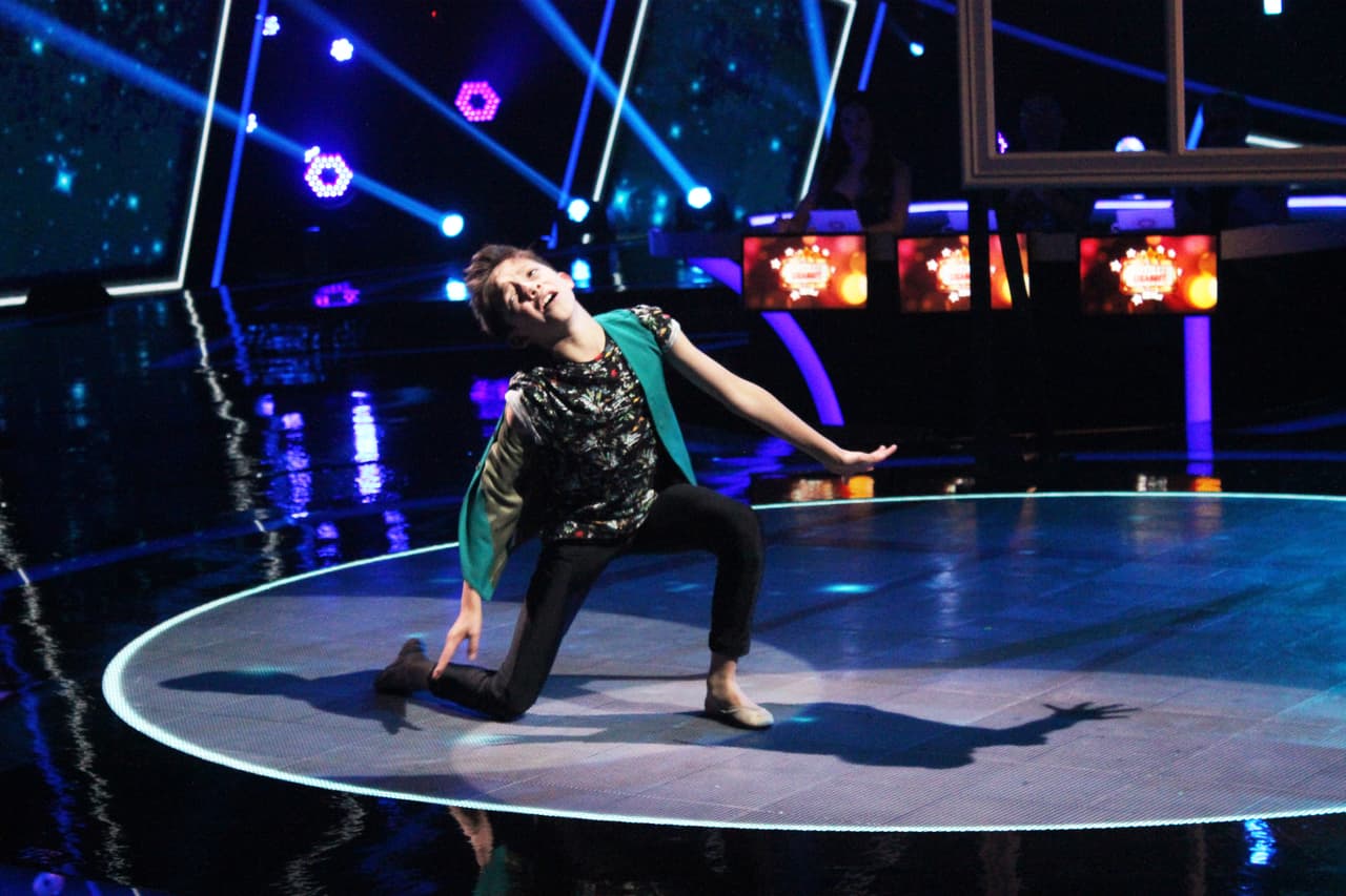 "El segundo mexicano que va a tocar Broadway", agregó Adrián.