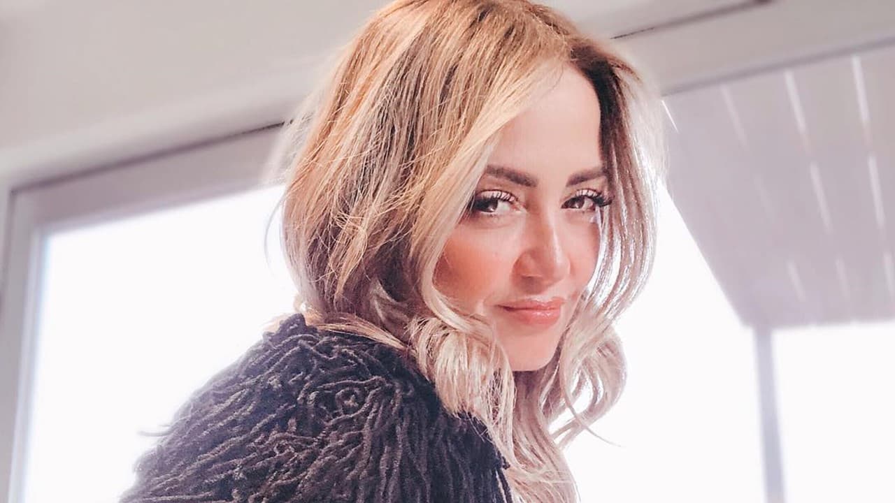 <b>“Hoy ha sido parte importantísima de mi vida porque quizá ya no lo veo como un trabajo, pero sí hay otra parte que me hace cosquillitas en hacer otros proyectos”</b>, comentó la esposa de Erik Rubín, dejando ver que sí está interesada en hacer nuevas cosas en su carrera.