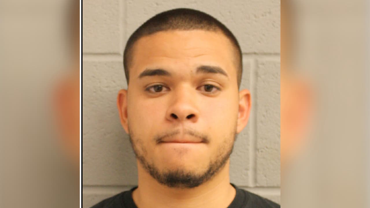 Myles Jaee Arceneaux, de 27 años, fue arrestada por conducir en estado de ebriedad.