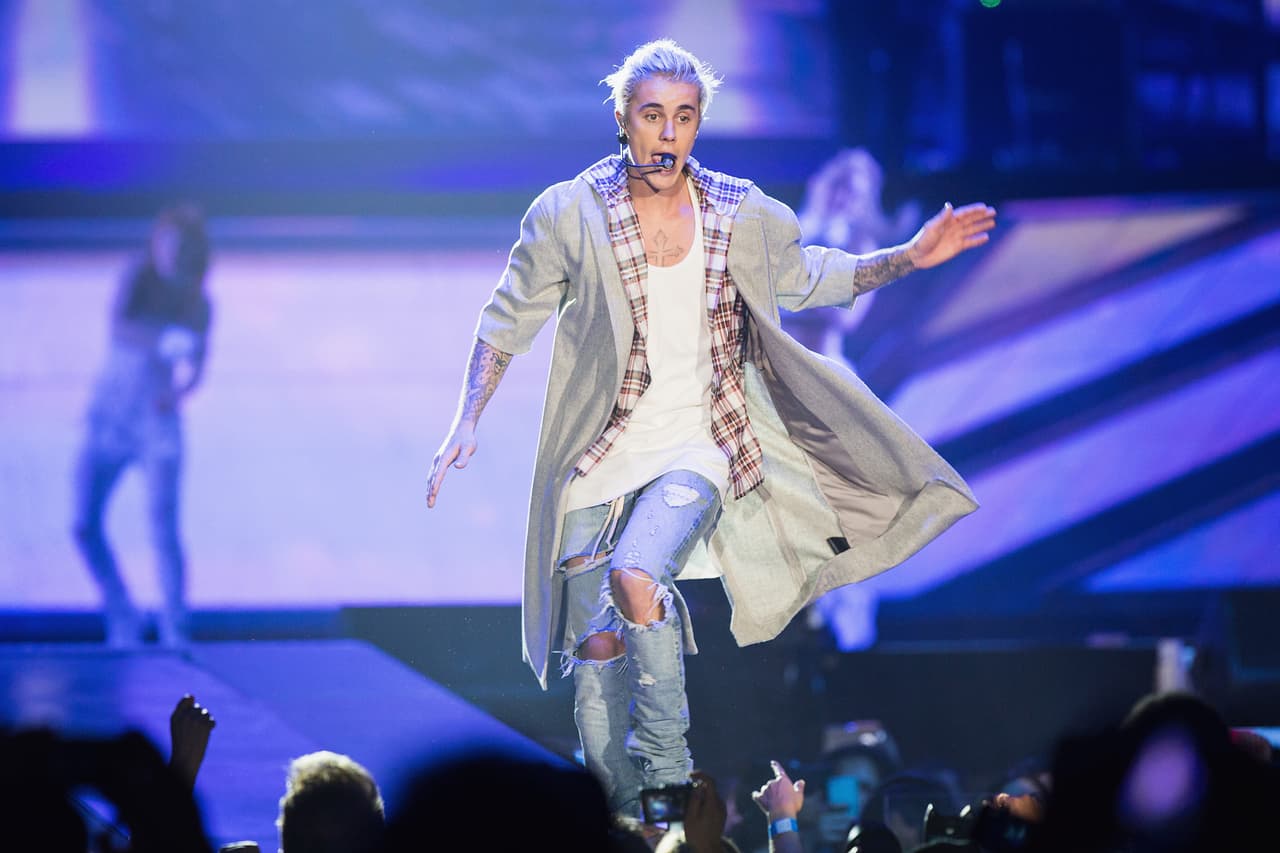 Justin Bieber cantó unos minutos más que Jennifer López en la República Dominicana 