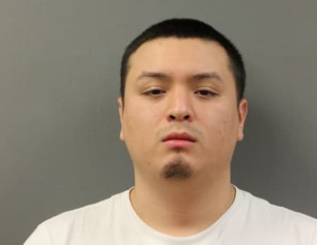 Latino recibe cargos de asesinato en primer grado por la muerte a balazos de un indigente al norte de Chicago
