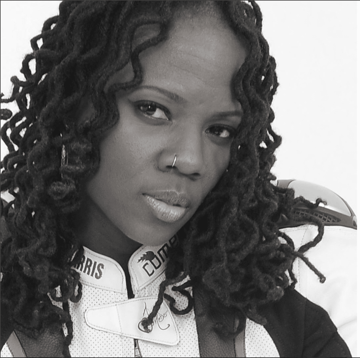 Harris fue la primera mujer afroestadounidense en la historia en obtener una licencia para correr en eventos oficiales de la Asociación Estadounidense de Motociclismo (AMA por sus siglas en ingles).