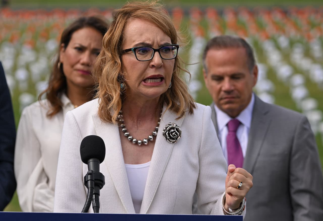 Esta semana habló en la inauguración de un homenaje temporal a las víctimas de la violencia con armas.
<br>