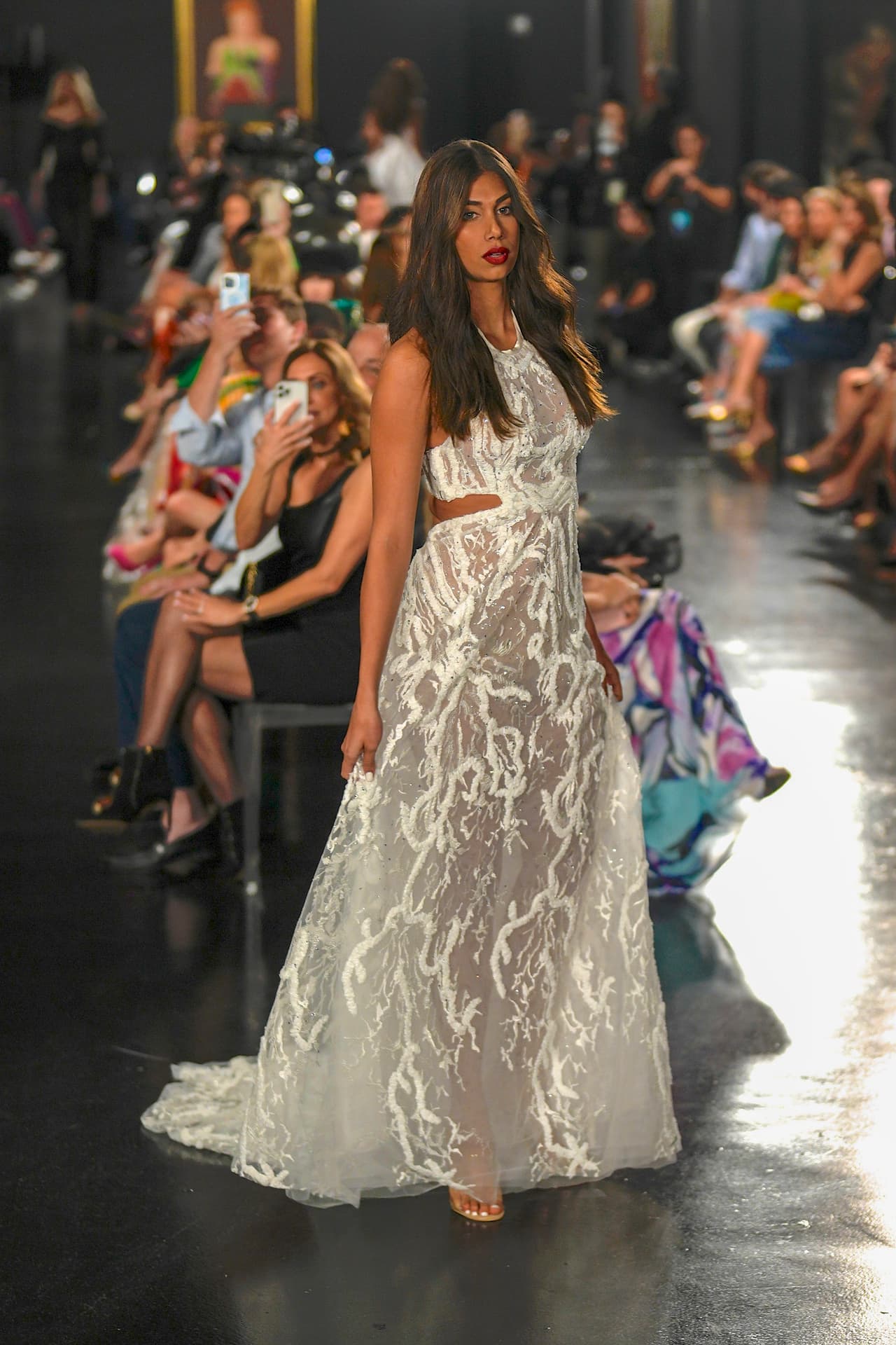 Lina Luaces fue parte de la pasarela del diseñador René Ruiz.