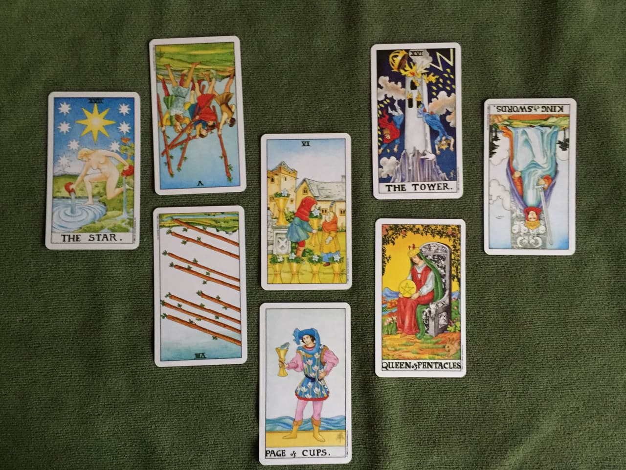 <b>Carta 8: </b>Está ligada a un futuro más lejano, donde se puede ver el desarrollo de esta nueva relación o lo que está establecido en el horizonte.