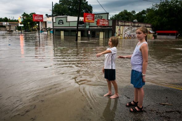 Algunas zonas de la capital texana quedaron bajo el agua luego de las intensas lluvias de los últimos días.