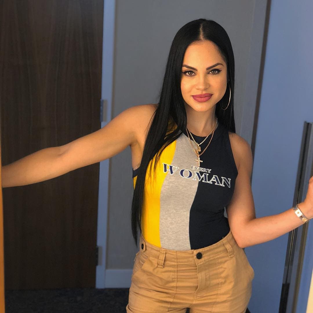 Natti Natasha abrió su camerino en Houston...