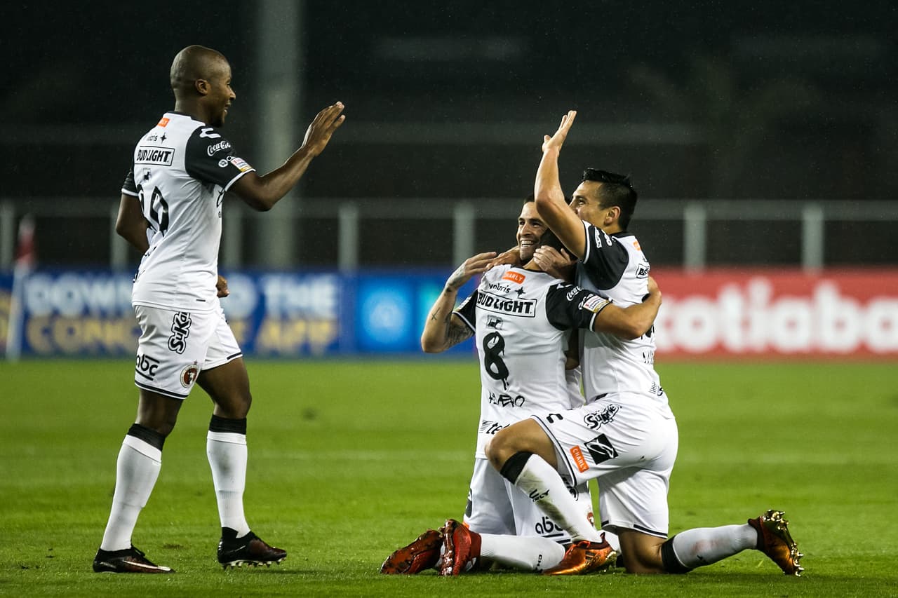 Ahora, tras el triunfo, los de Cocca enfrentarán por Liga MX al América y luego recibirán en su estadio al Motagua para definir al clasificado a cuartos de final.