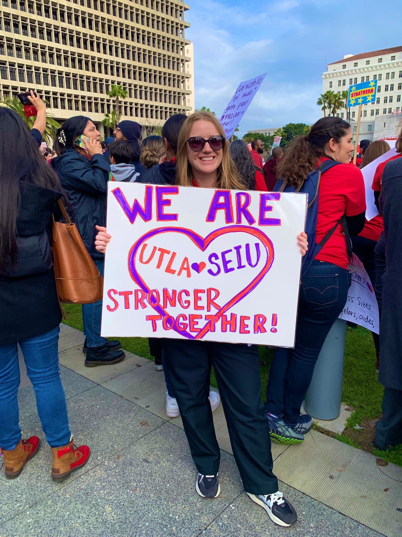 Inversión de $3 millones en un Fondo de Educación y Desarrollo Profesional para miembros de SEIU.
<br>