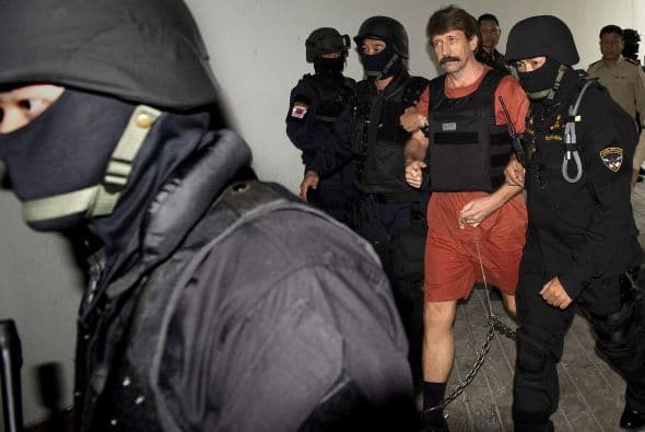 "Sucede a veces que el estado no pueda tener relaciones explícita con países parias u organizaciones de dudosa reputación. En ese caso utiliza gente como Bout, en la frontera de la legalidad", dice Stanovai.