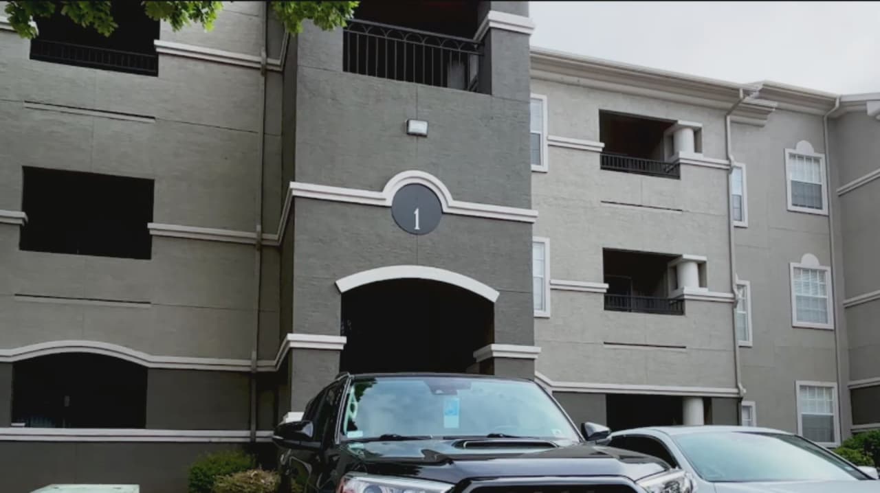 Identifican a dos víctimas hispanas en Richardson mientras sigue investigación por tres muertes