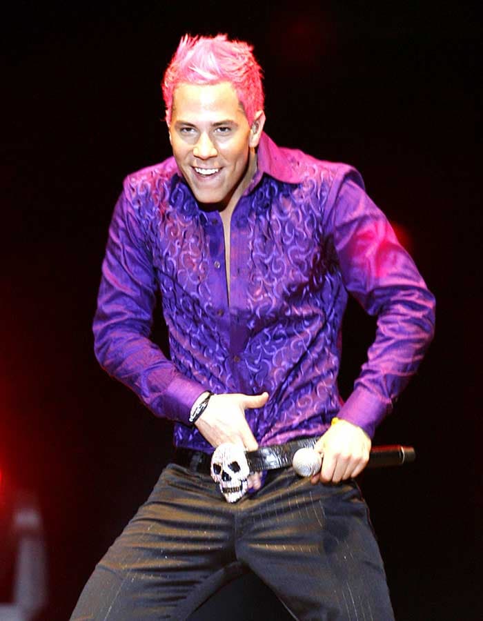 A Christian lo conocimos como "Fercho" en "Clase 406" y luego como Giovanni en "Rebelde". Tras la disolución de RBD los miembros del grupo tuvieron que decidir entre cantar o actuar y Christian se orientó por la música. Este año lanzó su primer álbum solista titulado "Almas Transparentes".